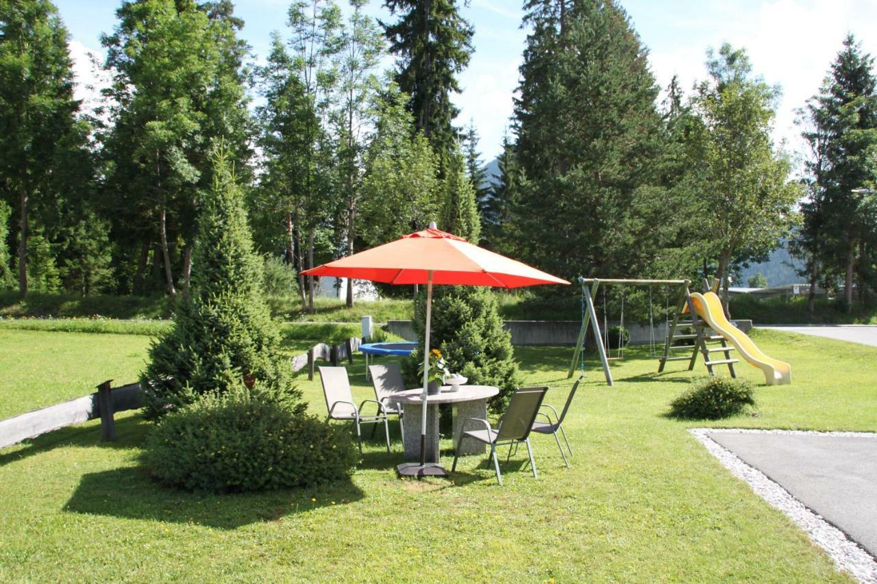 Ferienhaus Tannenblick 로이타쉬 외부 사진