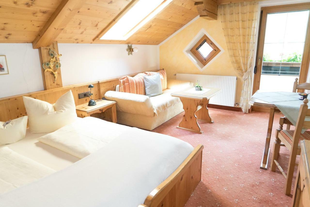 Ferienhaus Tannenblick 로이타쉬 외부 사진