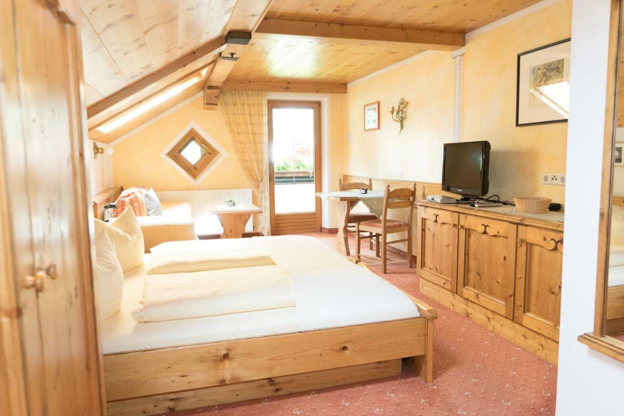 Ferienhaus Tannenblick 로이타쉬 외부 사진